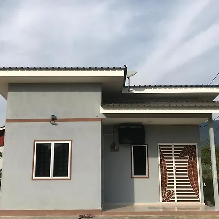 Teratak Ar-Rayyan X Villa Abi Batu Kurau Exterior photo